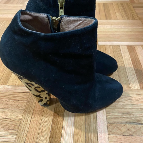 Aldo Ankle Booties Black Suede/Cheetah Print Heel - Picture 10 of 10